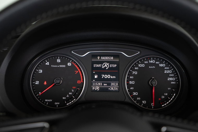 Vehicle Image 22