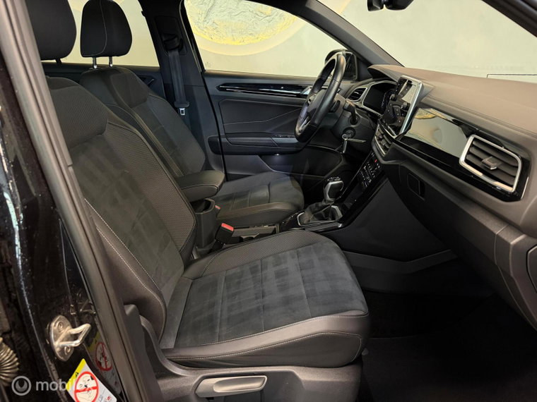 Vehicle Image 45
