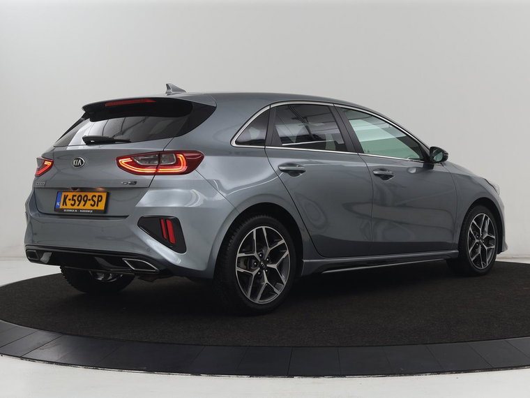 Vehicle Image 30