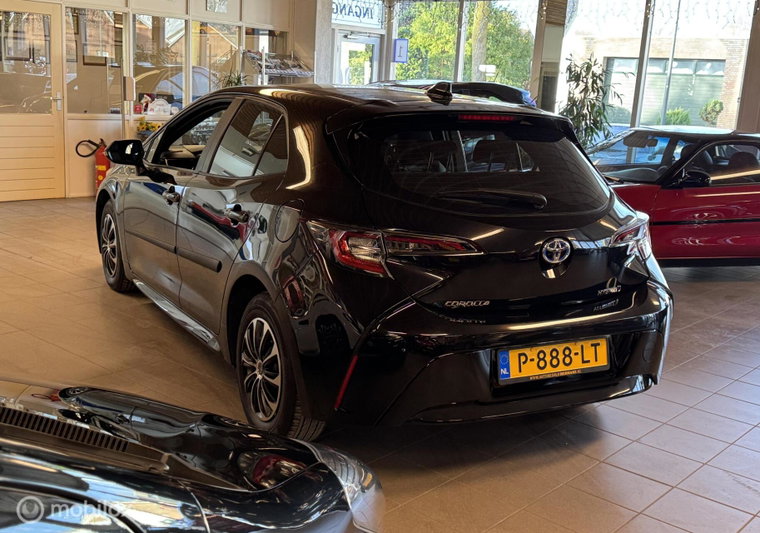 Vehicle Image 9