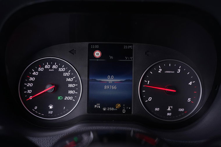 Vehicle Image 23