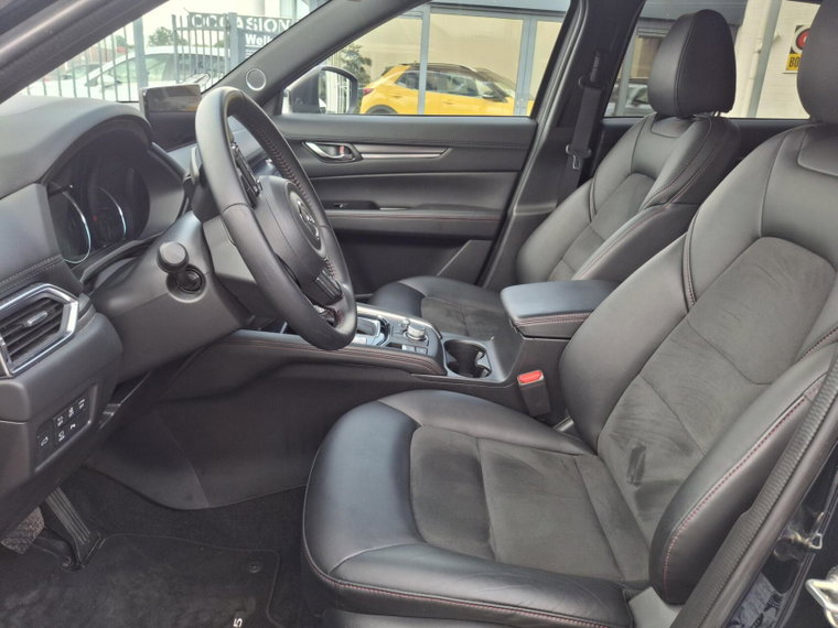 Vehicle Image 36