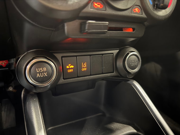 Vehicle Image 19