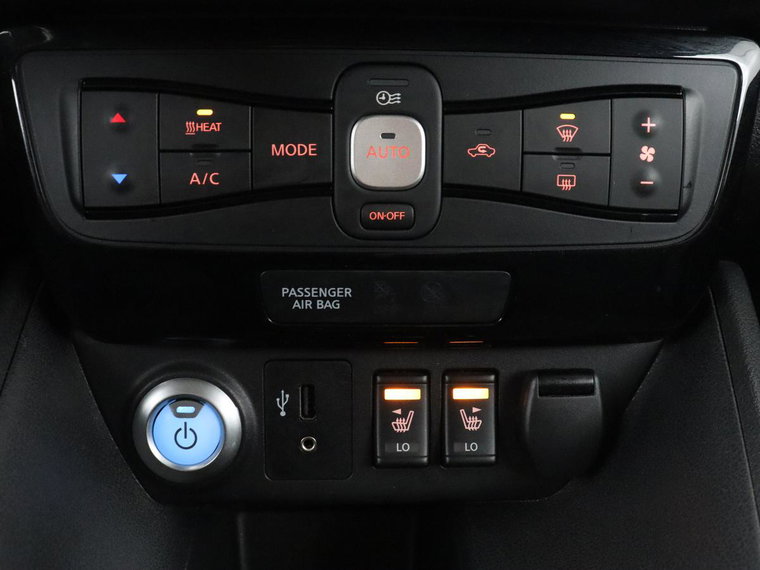 Vehicle Image 27