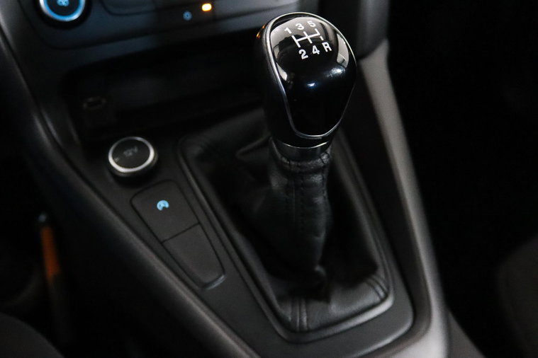 Vehicle Image 41