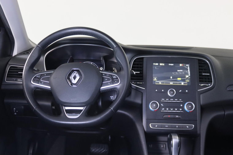 Vehicle Image 25