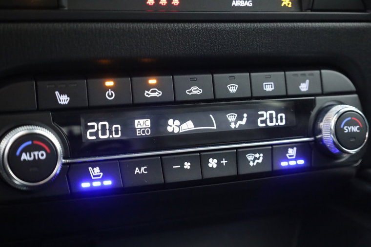 Vehicle Image 28