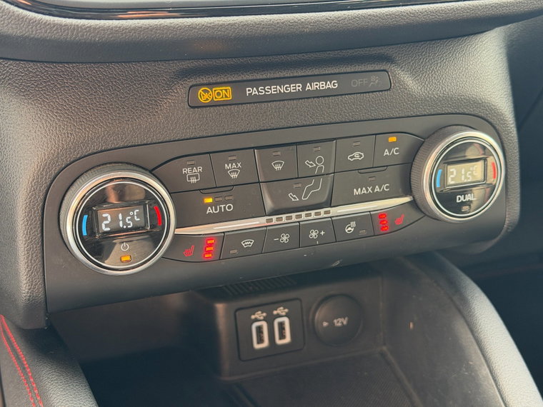 Vehicle Image 28