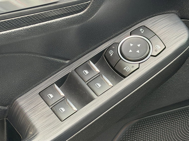 Vehicle Image 37