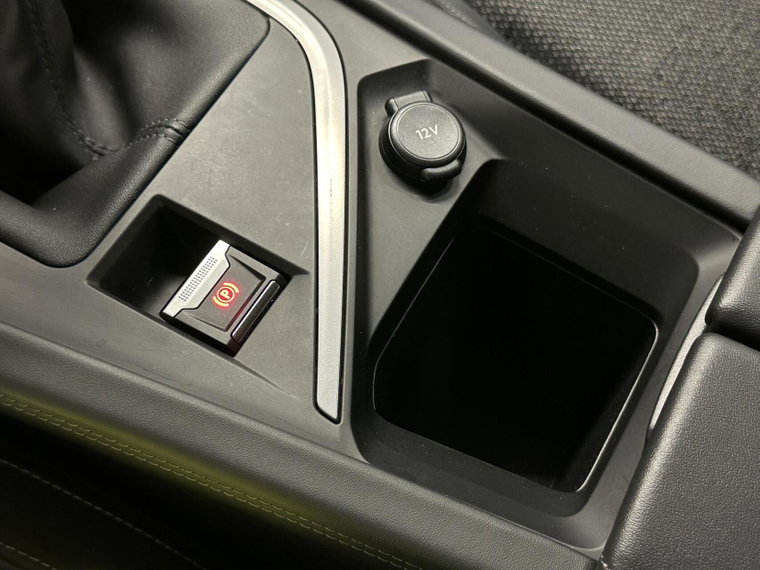 Vehicle Image 45