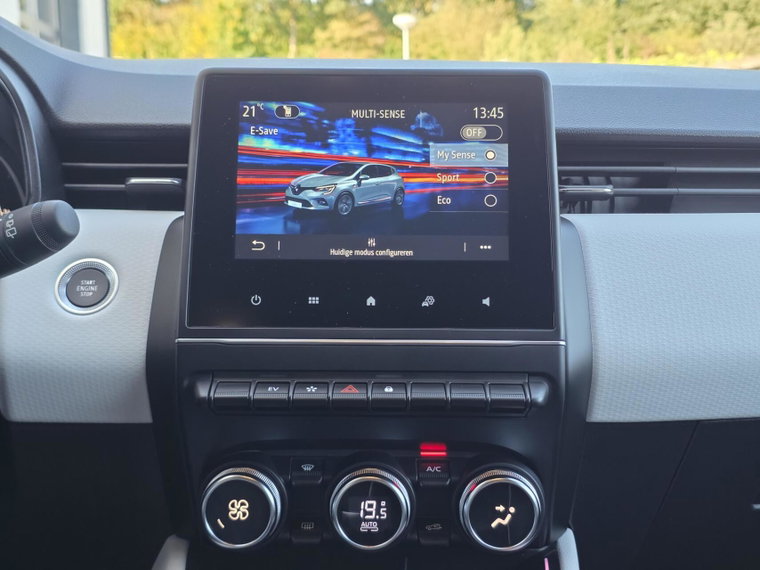 Vehicle Image 27