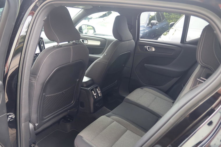 Vehicle Image 22