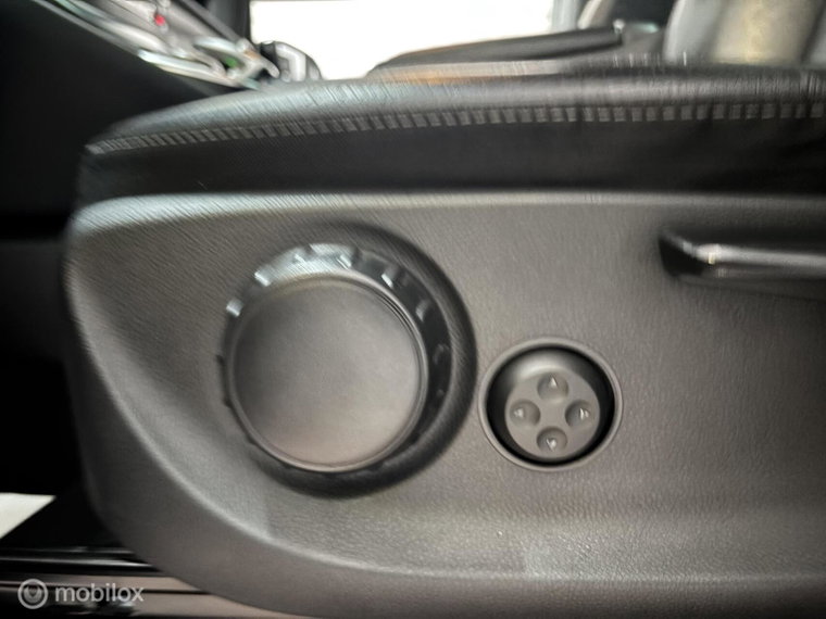 Vehicle Image 41