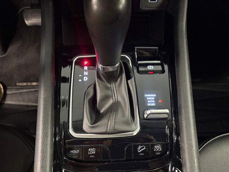 Vehicle Image 27