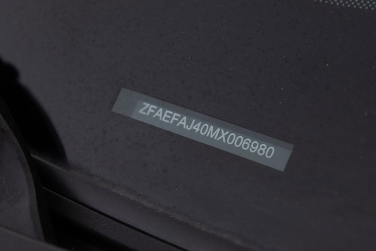 Vehicle Image 32