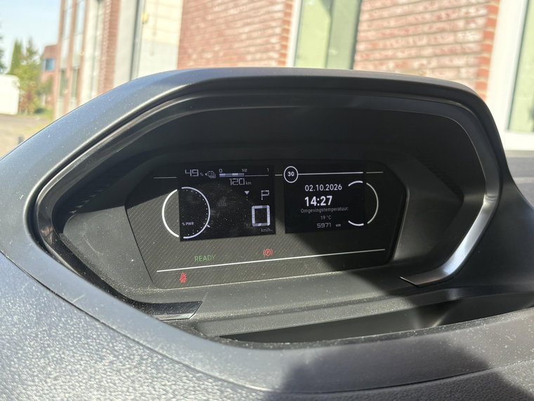 Vehicle Image 19