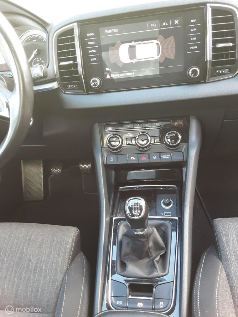 Vehicle Image 19