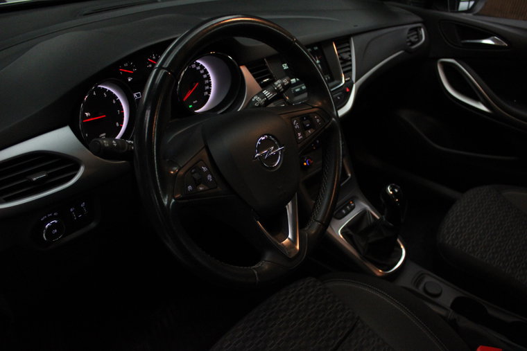 Vehicle Image 21