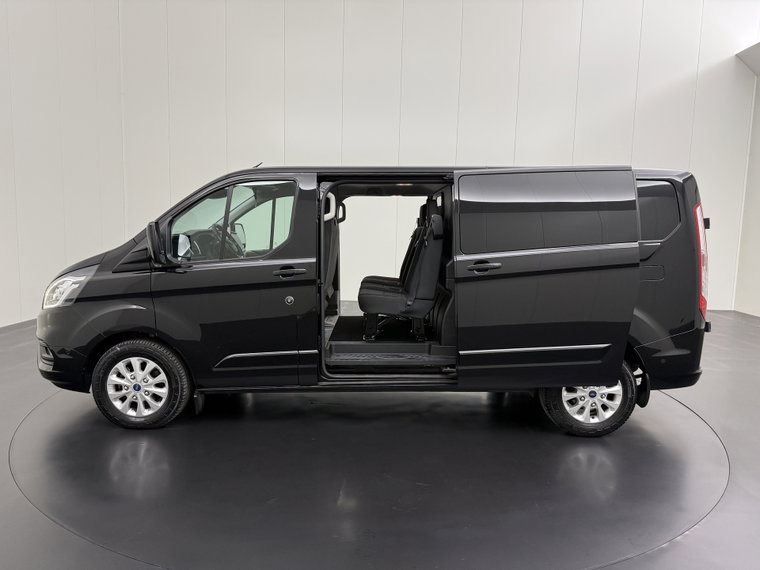 Vehicle Image 32