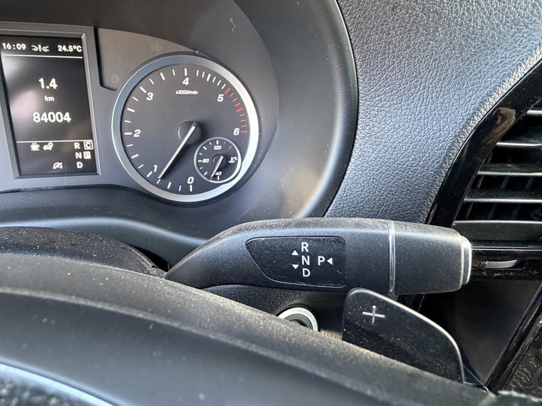 Vehicle Image 38