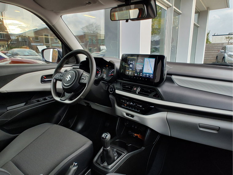 Vehicle Image 10