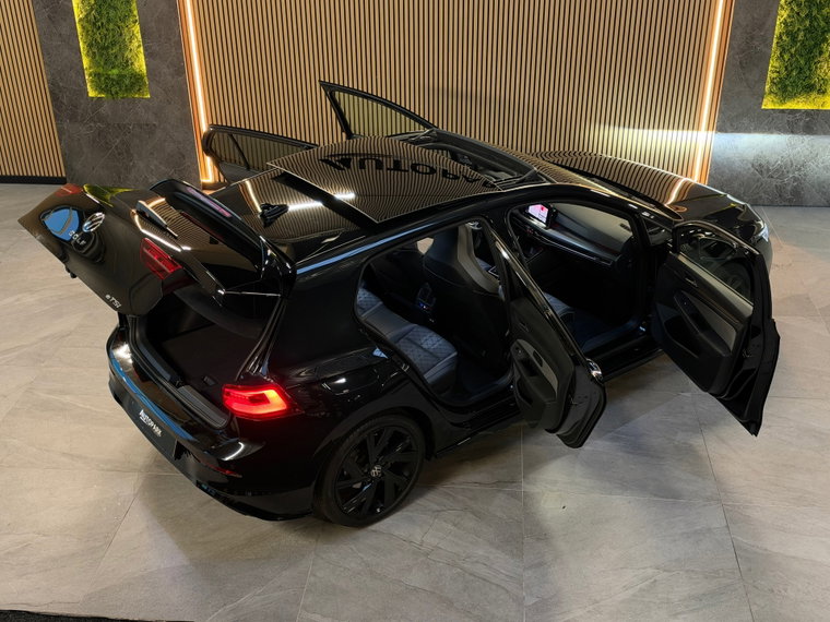 Vehicle Image 33