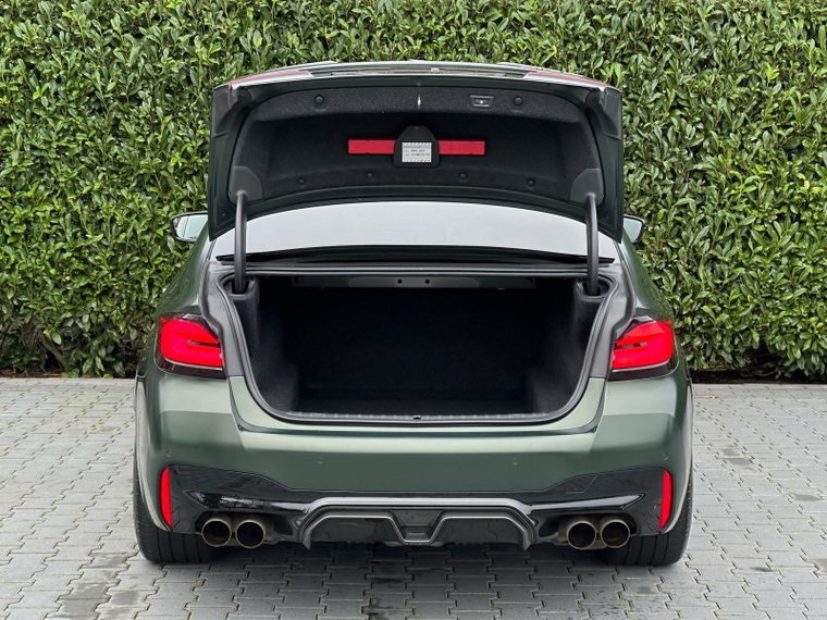 Vehicle Image 31