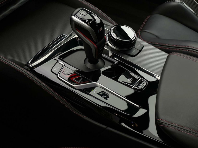 Vehicle Image 40