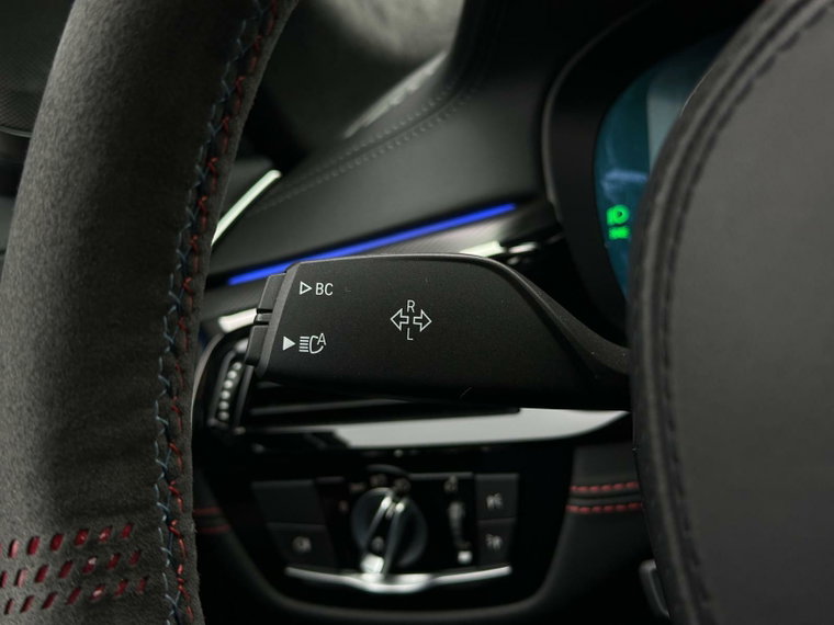 Vehicle Image 53