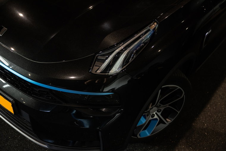 Vehicle Image 15