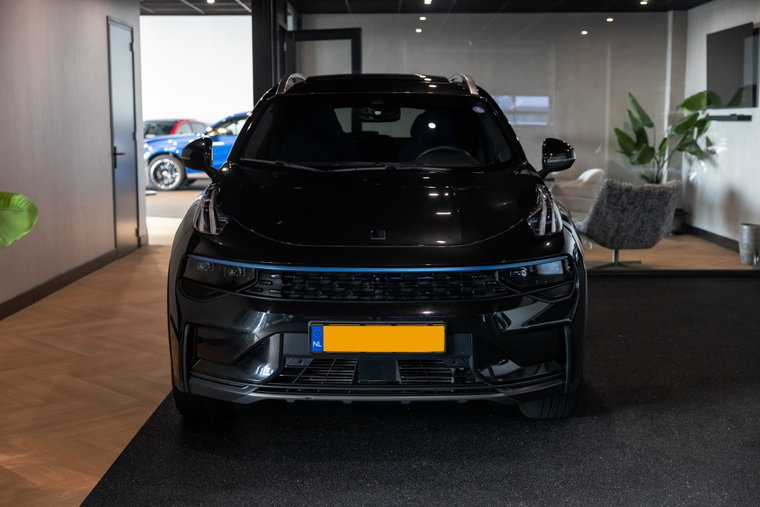 Vehicle Image 7