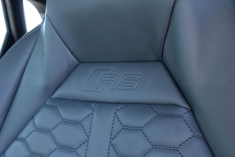 Vehicle Image 27