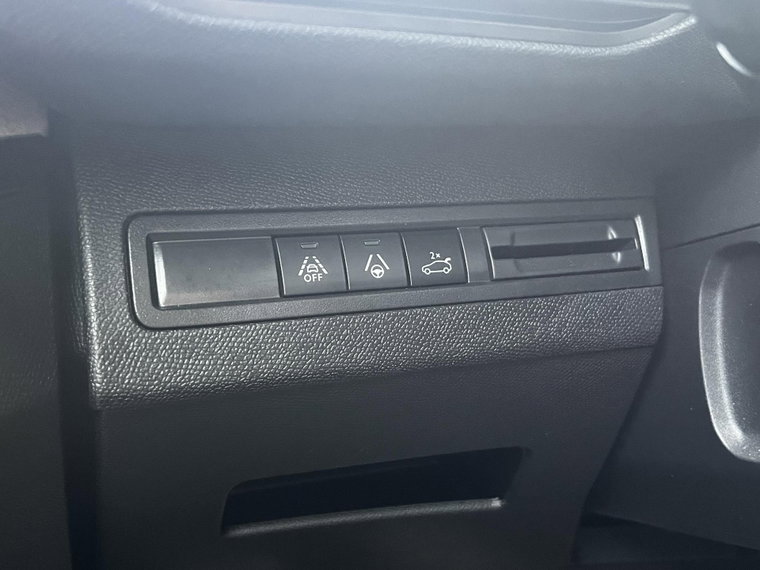 Vehicle Image 26