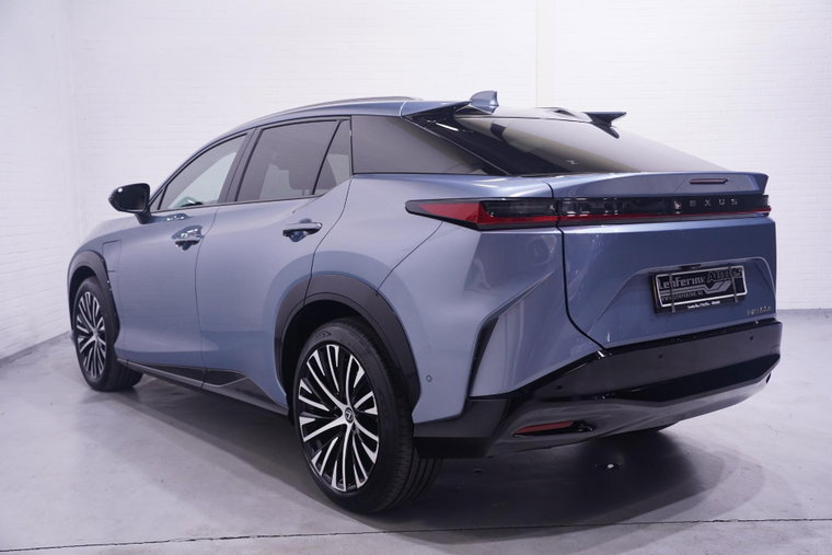 Vehicle Image 13