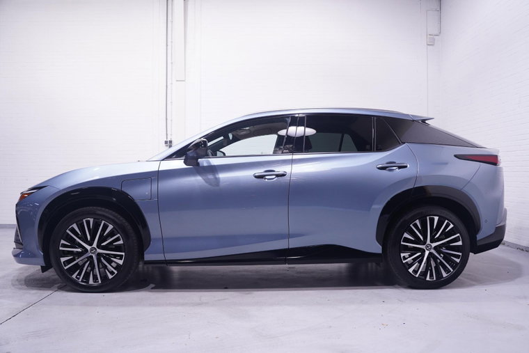 Vehicle Image 10