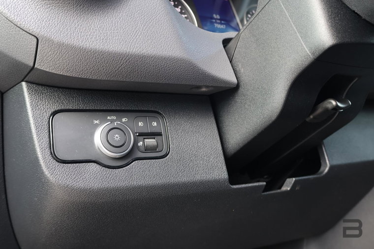 Vehicle Image 50
