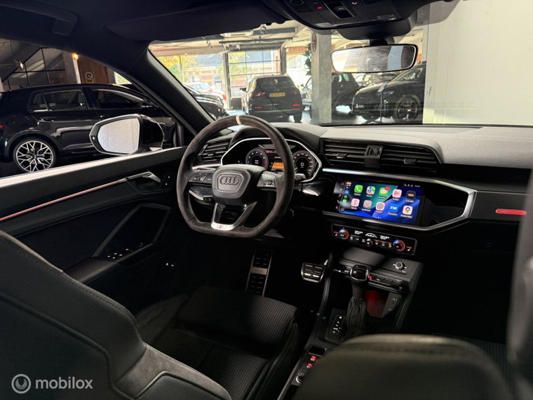Vehicle Image 40