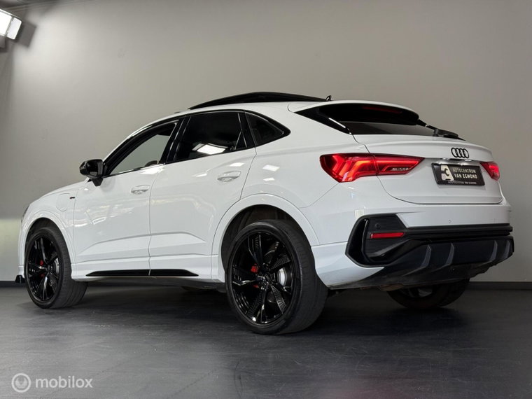 Vehicle Image 52