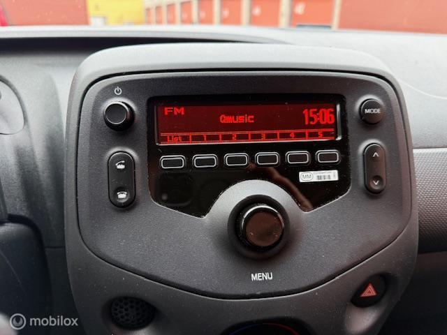 Vehicle Image 17