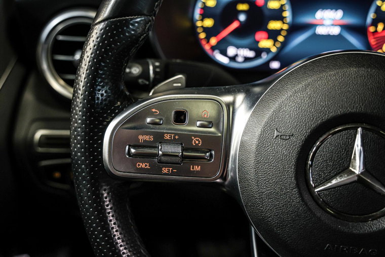 Vehicle Image 37