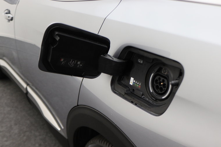 Vehicle Image 30