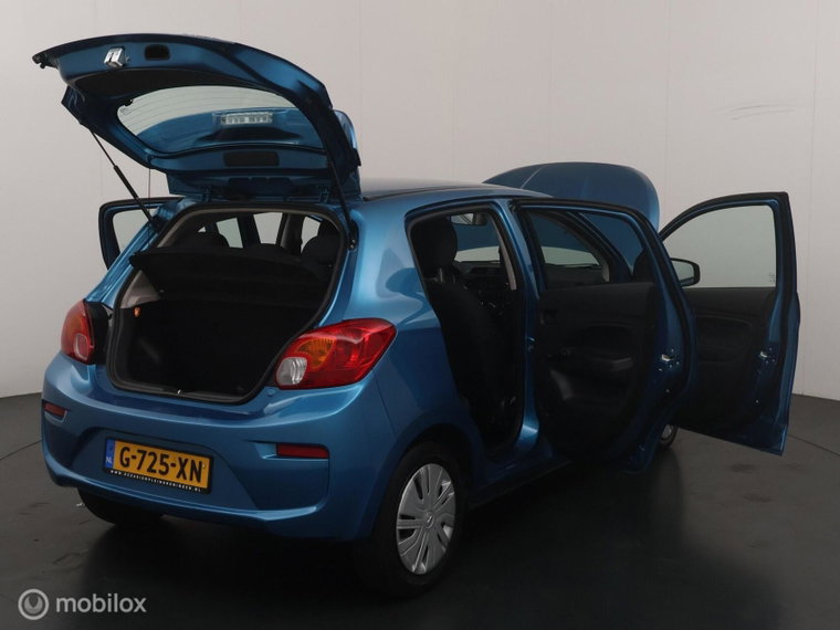 Vehicle Image 21