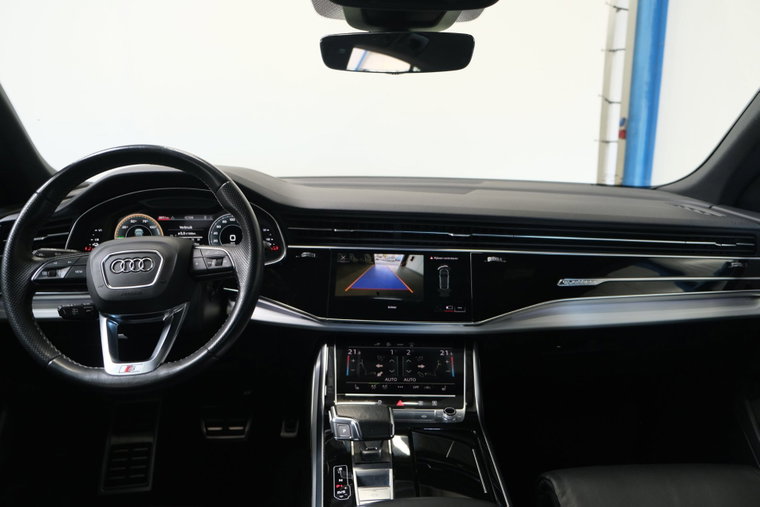 Vehicle Image 30