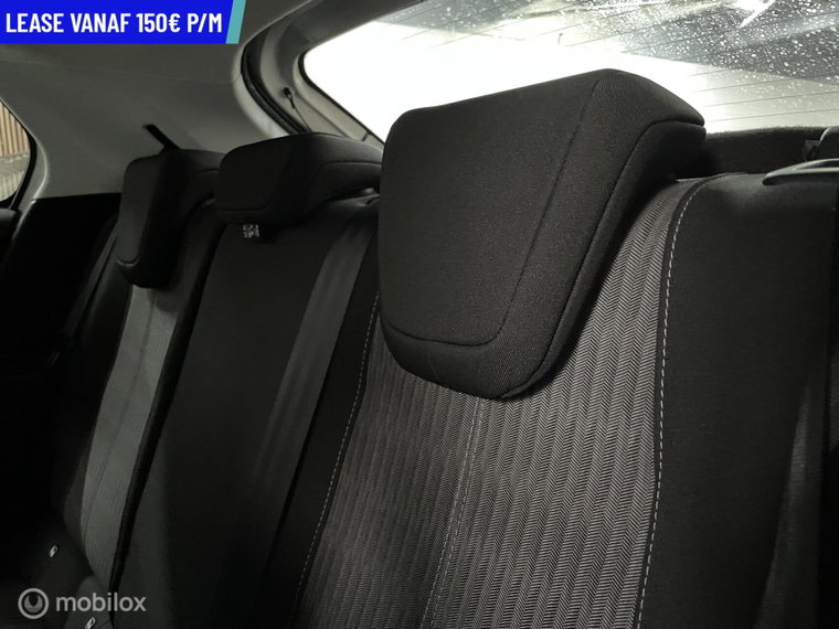 Vehicle Image 27