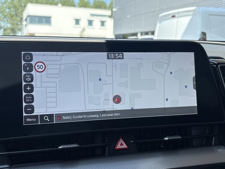 Vehicle Image 35