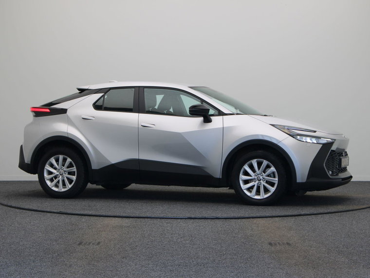 Vehicle Image 10