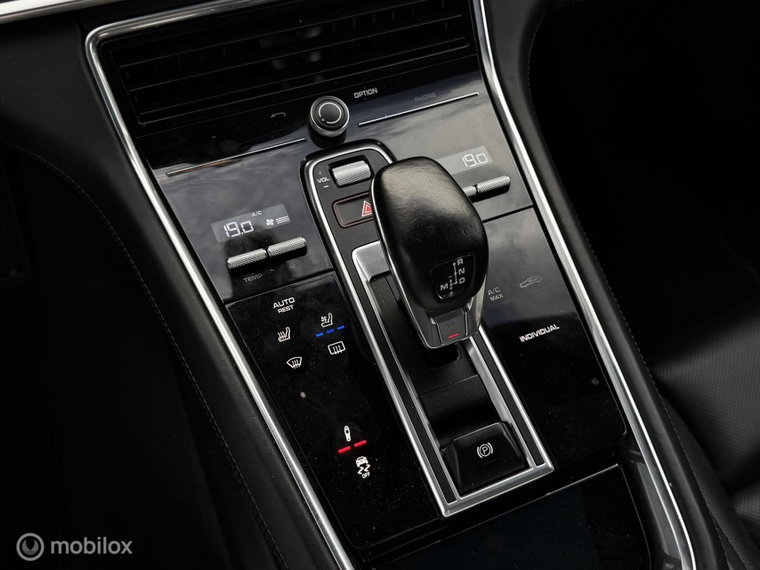 Vehicle Image 37