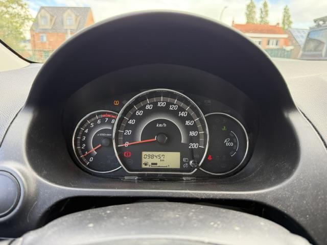Vehicle Image 36