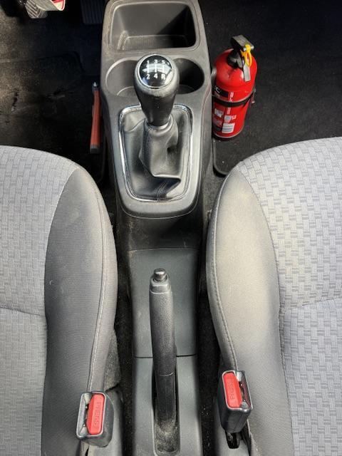 Vehicle Image 40