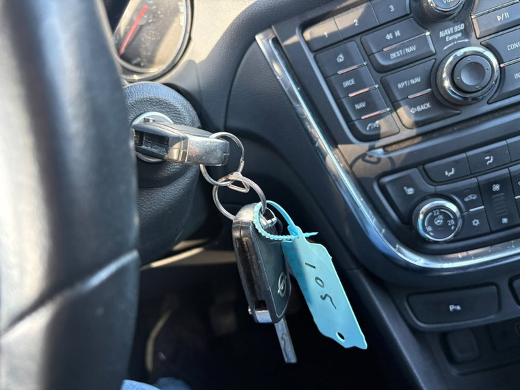 Vehicle Image 21